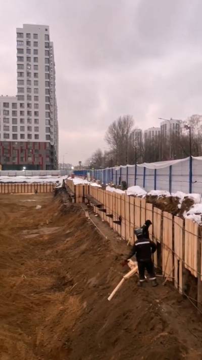 Водопонижение грунтовых вод с помощью иглофильтров. Осушение котлована строящегося здания
